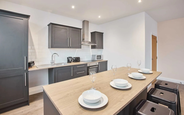 Host Stay Promenade Suite