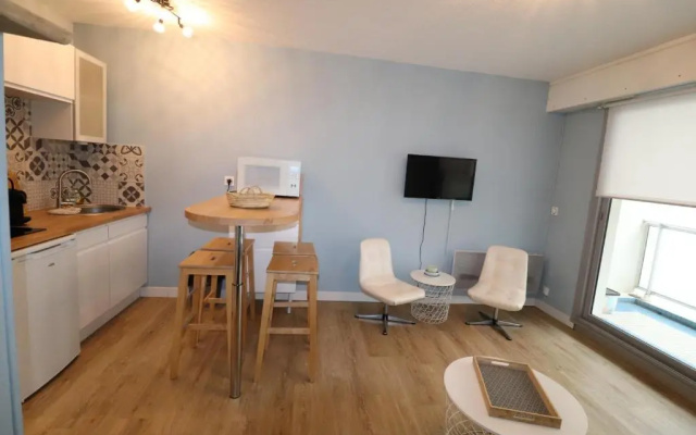 Studio 4 pers avec balcon centre ville