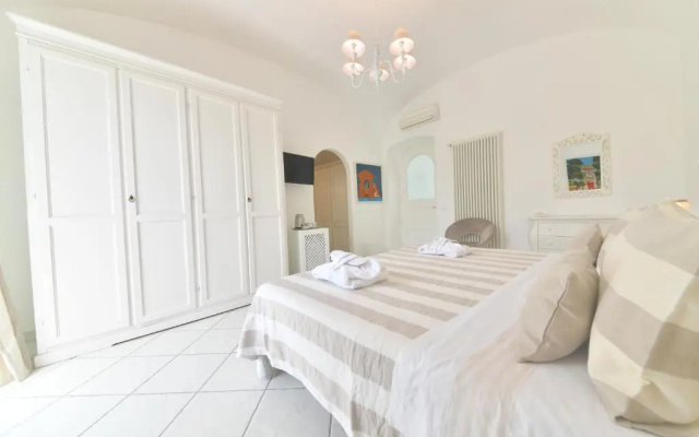 Queen Suite - Luxury Rooms