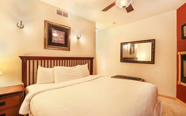 Macgregor Mountain 27c 1 Bedroom Condo by RedAwning