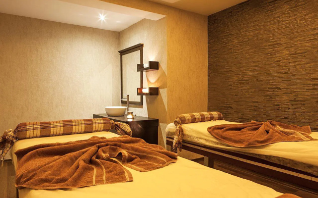 Prestige Hotel & Apart