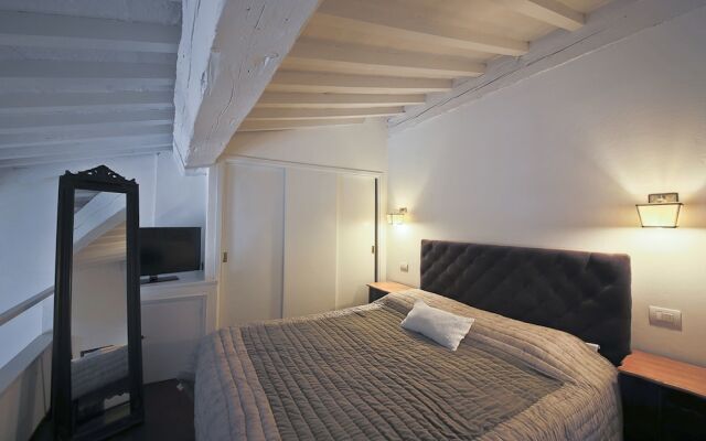 Отель Maggio Loft комната для гостей