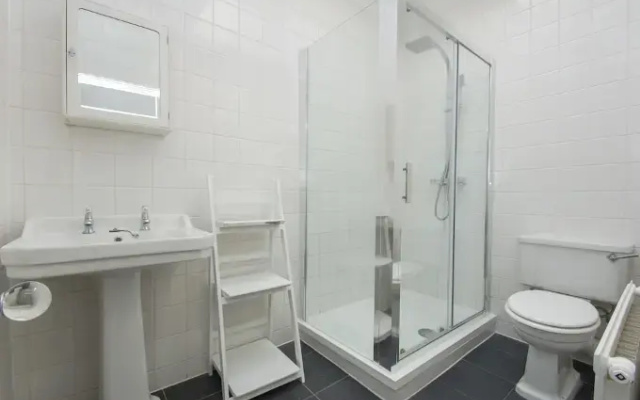 Regency Apartment