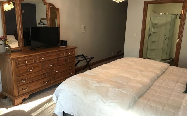 Oak Creek Lodge
