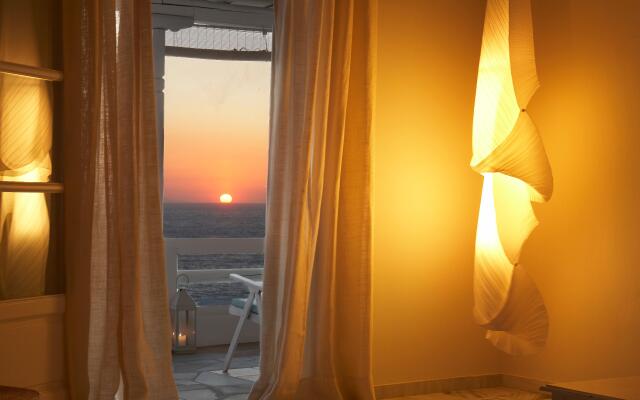 Porto Mykonos Hotel