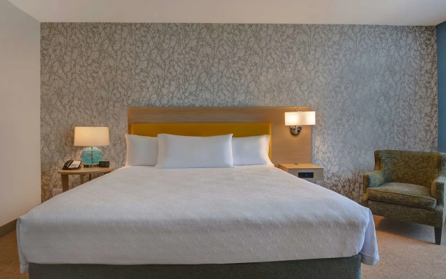 Home2 Suites Sarasota I-75 Bee Ridge, FL