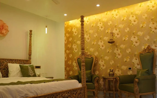 Hotel Saheb's Castle - Best Mountain View & Jacuzzi Suites, McLeodganj