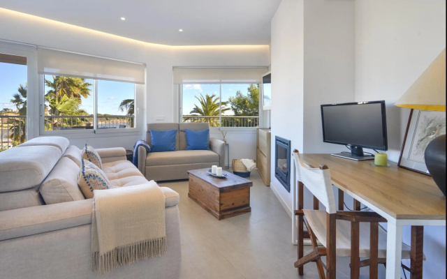 CANAMI... Luxury apartment with best sea views.
