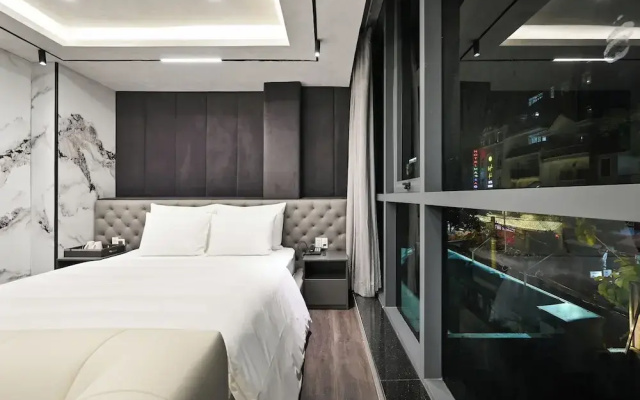 Accord Hotel Binh Tan