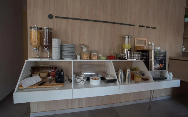 Theofilos City Hotel
