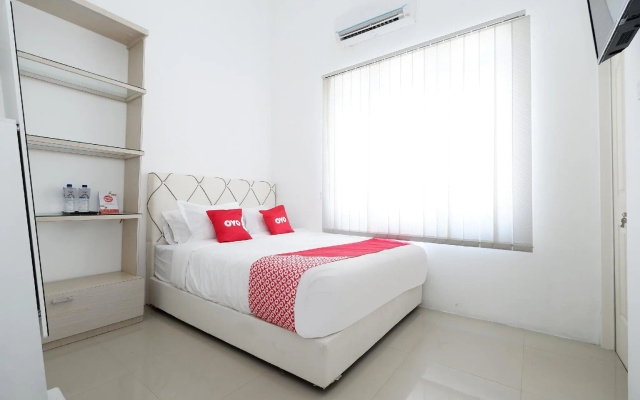 Capital O 1888 Griya RW Family Guest House