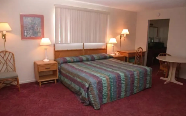 Sunrise Resort Motel South