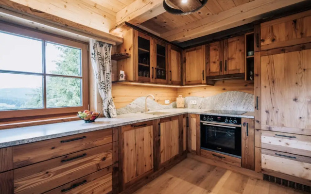 Webertonihutte Modern Retreat