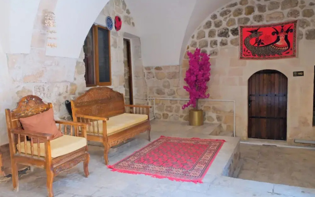 Kadim Otel