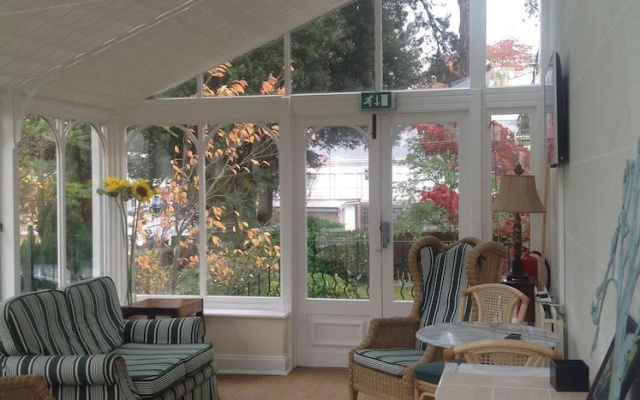 Lypiatt House