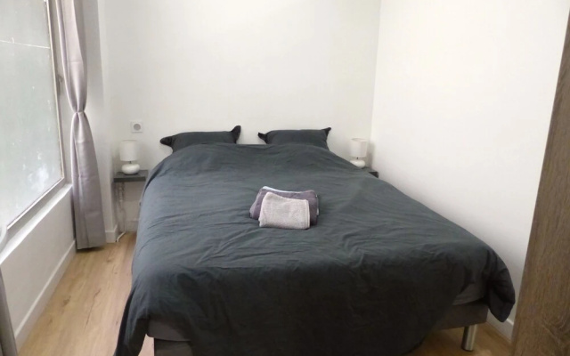 Rue Turgot Apartment