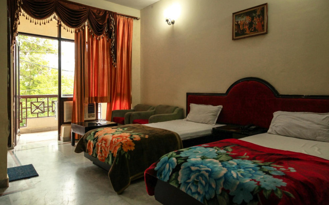 Hotel Neeraj Bhawan