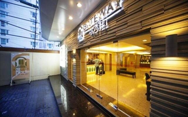 Отель Gateway Hotel Таиланд, Бангкок - отзывы, цены и фото номеров - забронировать отель Gateway Hotel онлайн вид на фасад