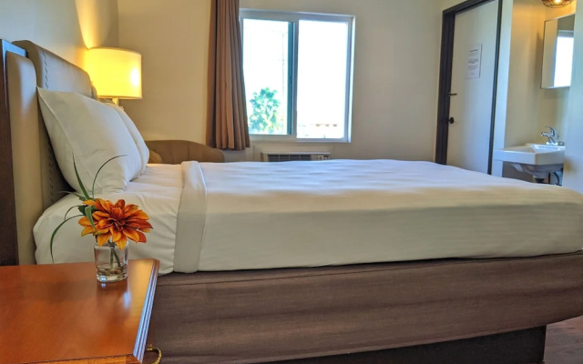 Anchor Pointe Inn