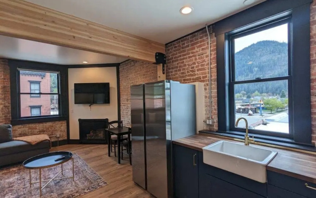 Linden Lofts