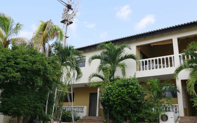 Hersher Studios & Apartments