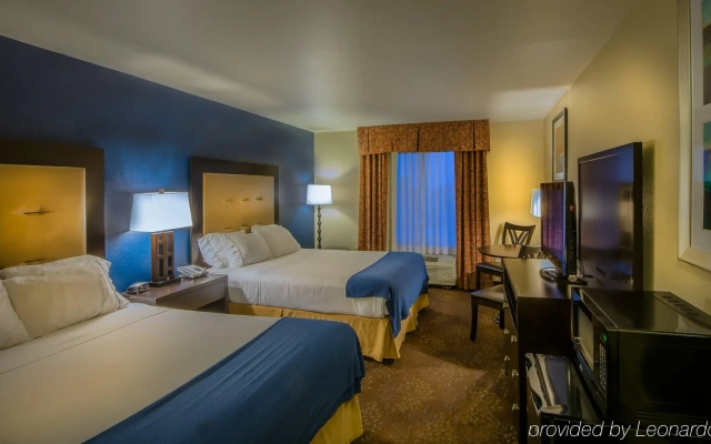Country Inn & Suites by Radisson, South Haven, MI