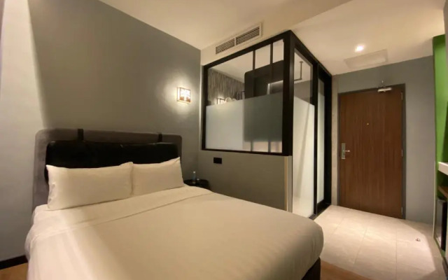 The Seraya Hotel