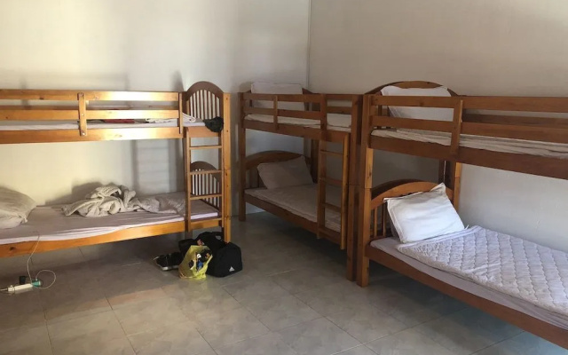 Ocean Beach Bungalows & Hostel