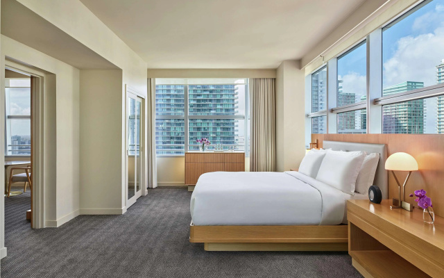 Отель Brickell Arch, a Luxury Collection Hotel, Miami
