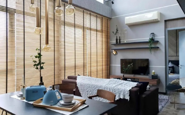 Expressionz Suites by V&C