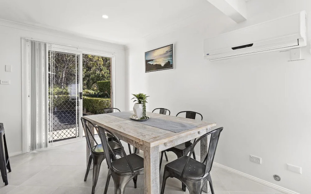 Rocky Point Road, Fingal Retreat, 01, 138