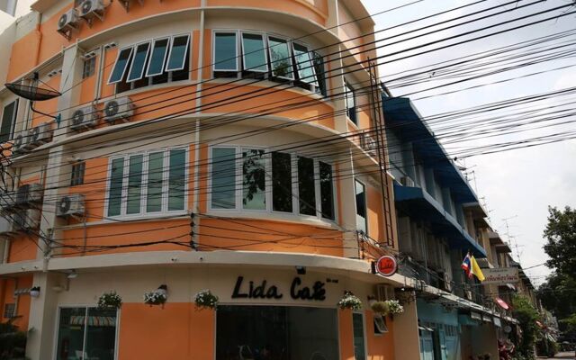Отель Lida 1946 Hostel Таиланд, Бангкок - отзывы, цены и фото номеров - забронировать отель Lida 1946 Hostel онлайн вид на фасад