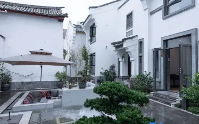 Jingli Anlan Chinese Inn (WeiShan Ancient City)
