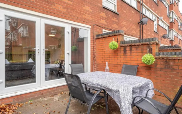 Central Birmingham 3 Bed Spacious 4 Floor Property