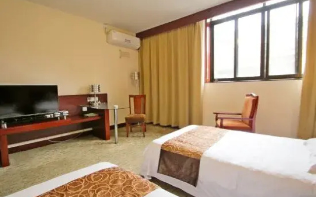 Changcheng Hotel