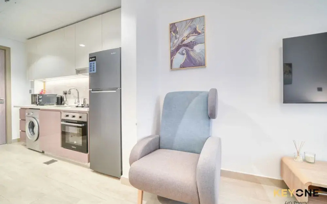 Spacious Azizi Riviera Studio