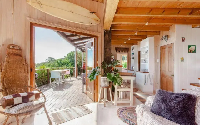 Beachscape- Waves,Views & WIFI - Noordhoek's best!