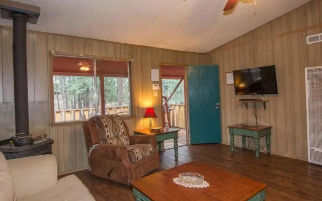 Sacony, Cabin at Ruidoso