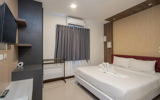 Baan Thai Beach Side Residence