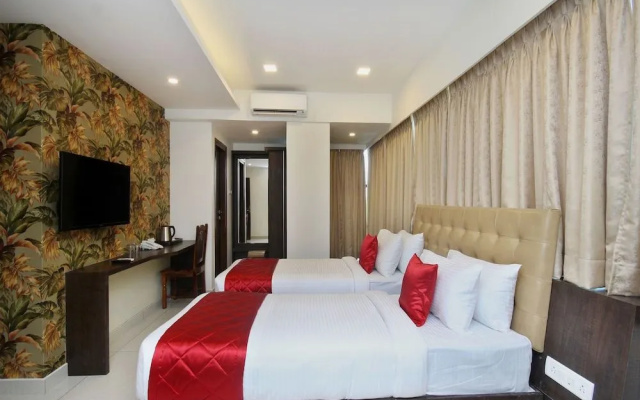 Golden Amulya Rest Wings