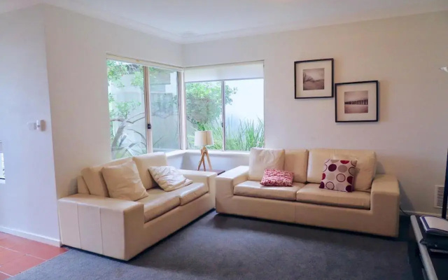 Ocean View Beach House, Margaret River