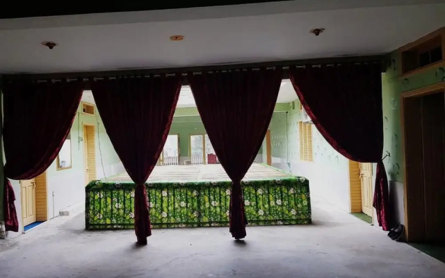 Peace Palace Guest House