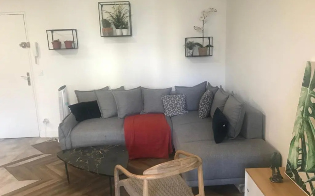 Nid Douillet - BEL APPARTEMENT avec GARAGE