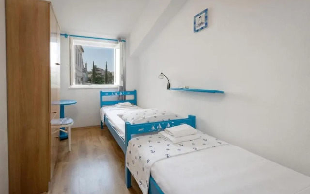 Apartment Žana-30m from beach