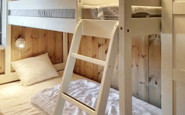 6 Person Holiday Home in Vossestrand