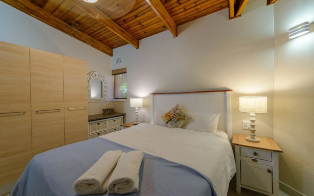 San Lameer Villa Rentals  3104