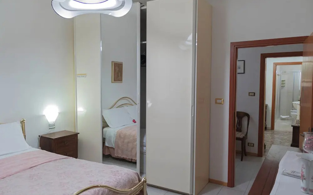 Grimaldi Apartments - Casanova