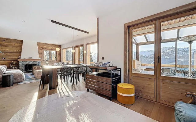 Luxury Alpine Chalet in La Rosiere for 12 Guests