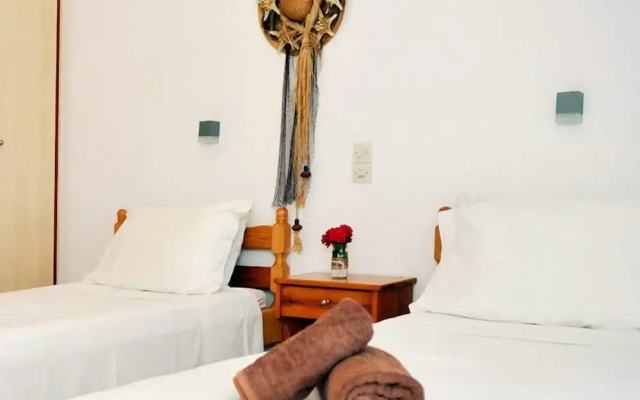 Marina Hotel
