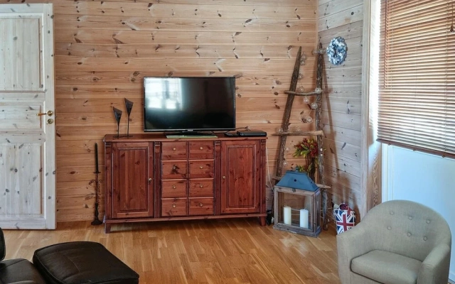 Stunning Home in Flekkerøy With 3 Bedrooms